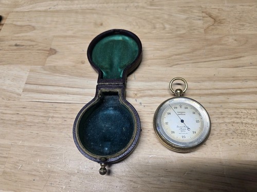 Antique short mason - &,
